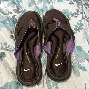 Nike sandals